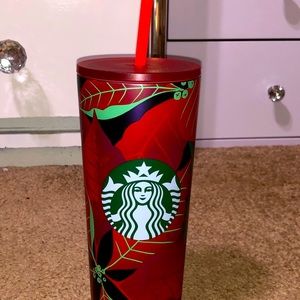 Starbucks red poinsettia venti cup